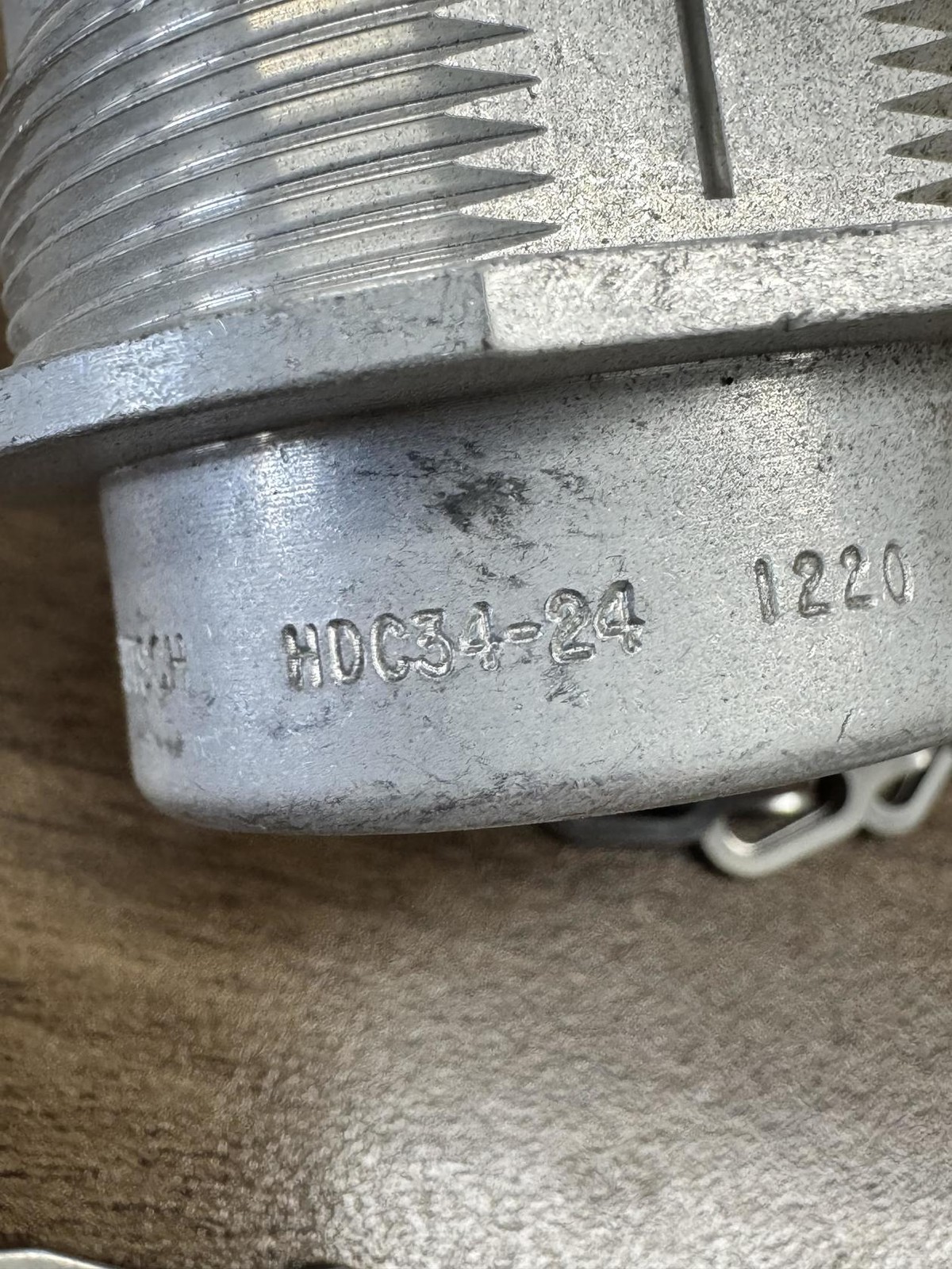 Deutsch Dust Cap HDC34-24 With Chain