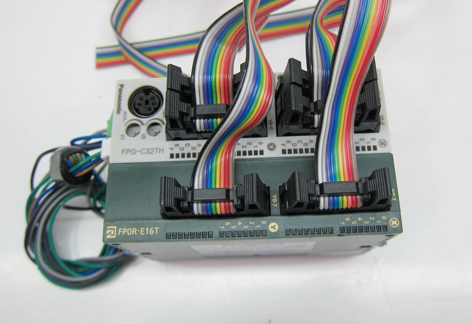 Panasonic AFPG2543H FPG-C32TH PLC + FP0R-E16T Expansion