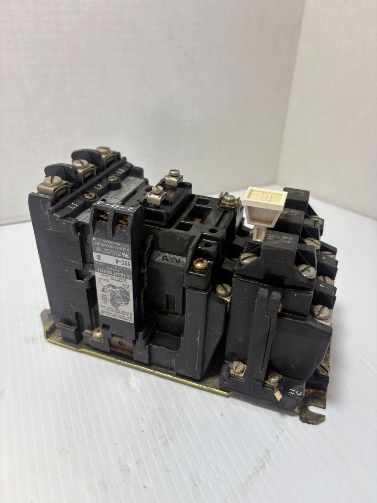 Allen-Bradley 509-B0D Motor Starter NEMA Size 1 with Overload Relay & CB236 Coil