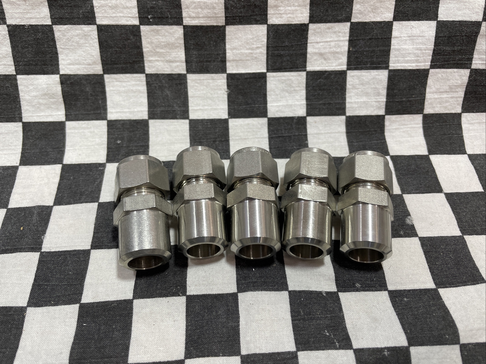 Swagelok Male Connector 1/2″ T X 3/4″, SS-810-1-12W, LOT OF 5, SHIPSAMEDAY#ZS04