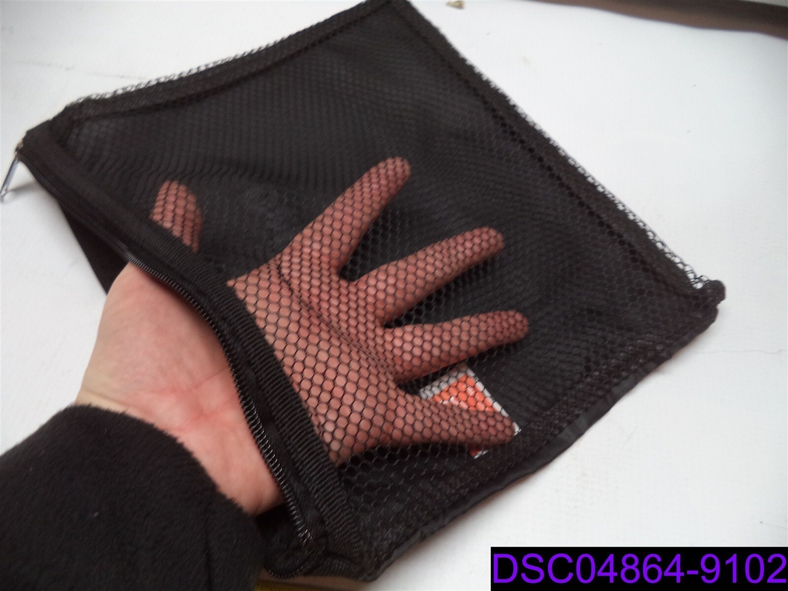 Qty = 130: Deloitte Pencil Bag Mesh Zip 10-1/2″ x 9″