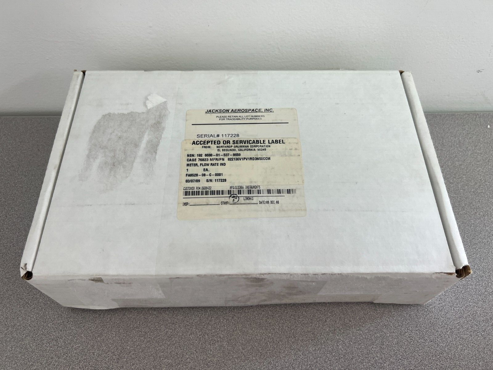 SIERRA INSTRUMENTS MODEL 822-13-0V1-PVI-VI-RD TOP TRAK MASS FLOWMETER NITROGEN