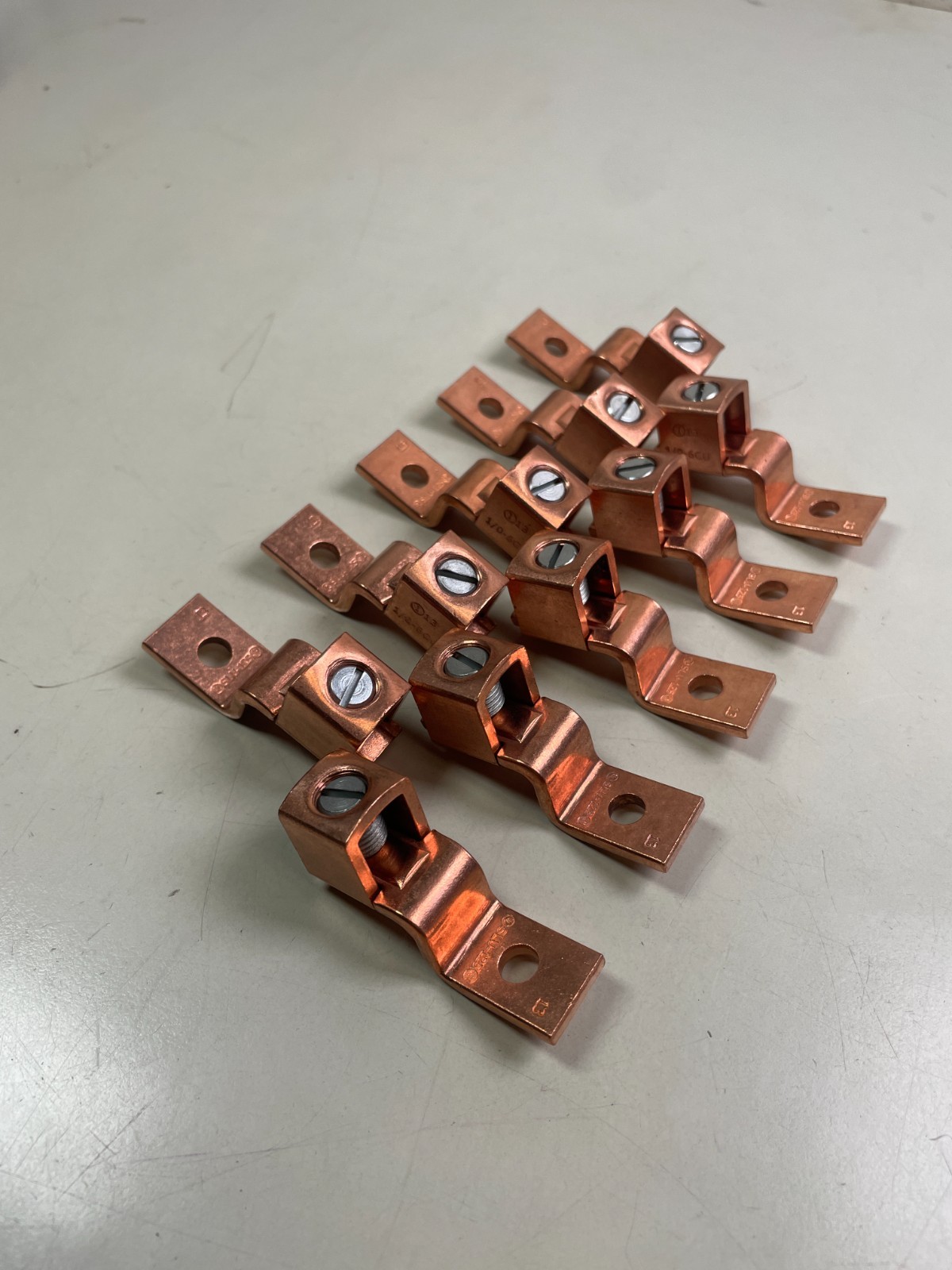 SLU-125 8-1/0 AWG Copper Solderless Lug- Pack of 10