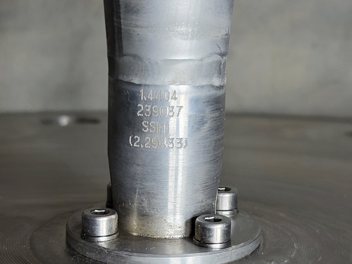 SURPLUS NEW 2015 VEGA PS62.KXEAN2LANAX Vegapuls 62 Radar Sensor – Electrical