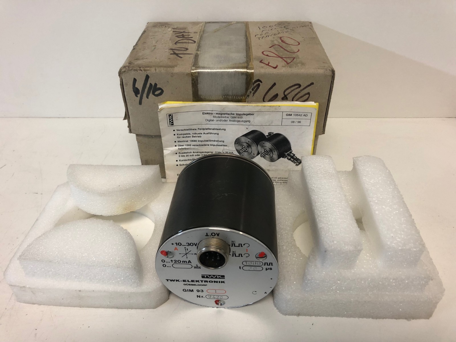 GUARANTEED GOOD USED! TWK-ELEKTRONIK ENCODER OHMS 9420 GIM 93-I-1000-20