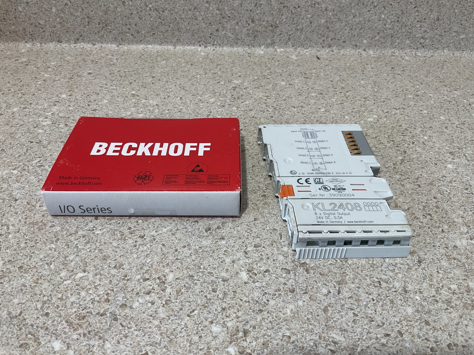 Beckhoff KL2408 NEW