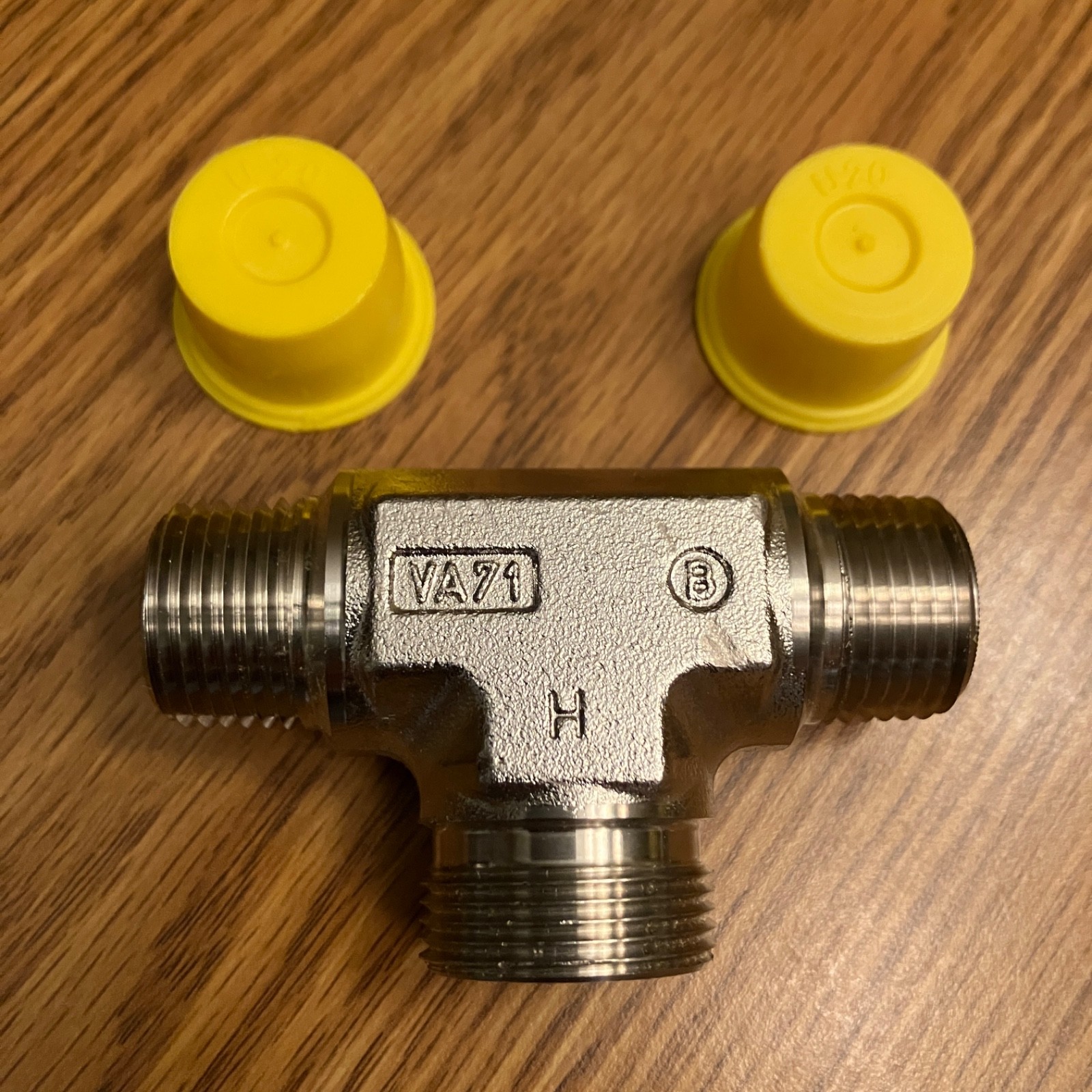 IMF EFECTOR TEE 1/2″ S/S, 2 GPM, SA, E40085 – Lot of 10