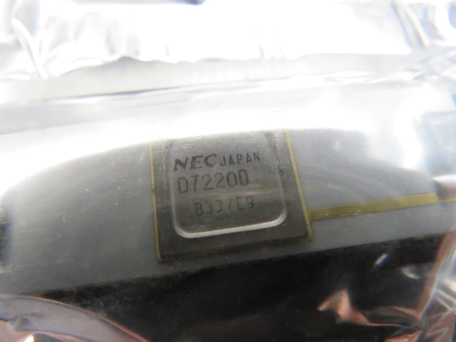 NEC D 7220 D Chip Lot of 11!