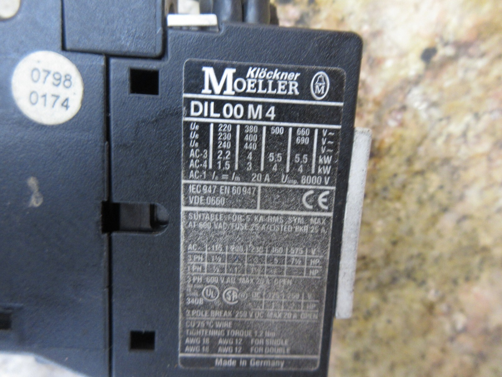 KLOCKNER MOELLER CONTACTOR DIL00M4