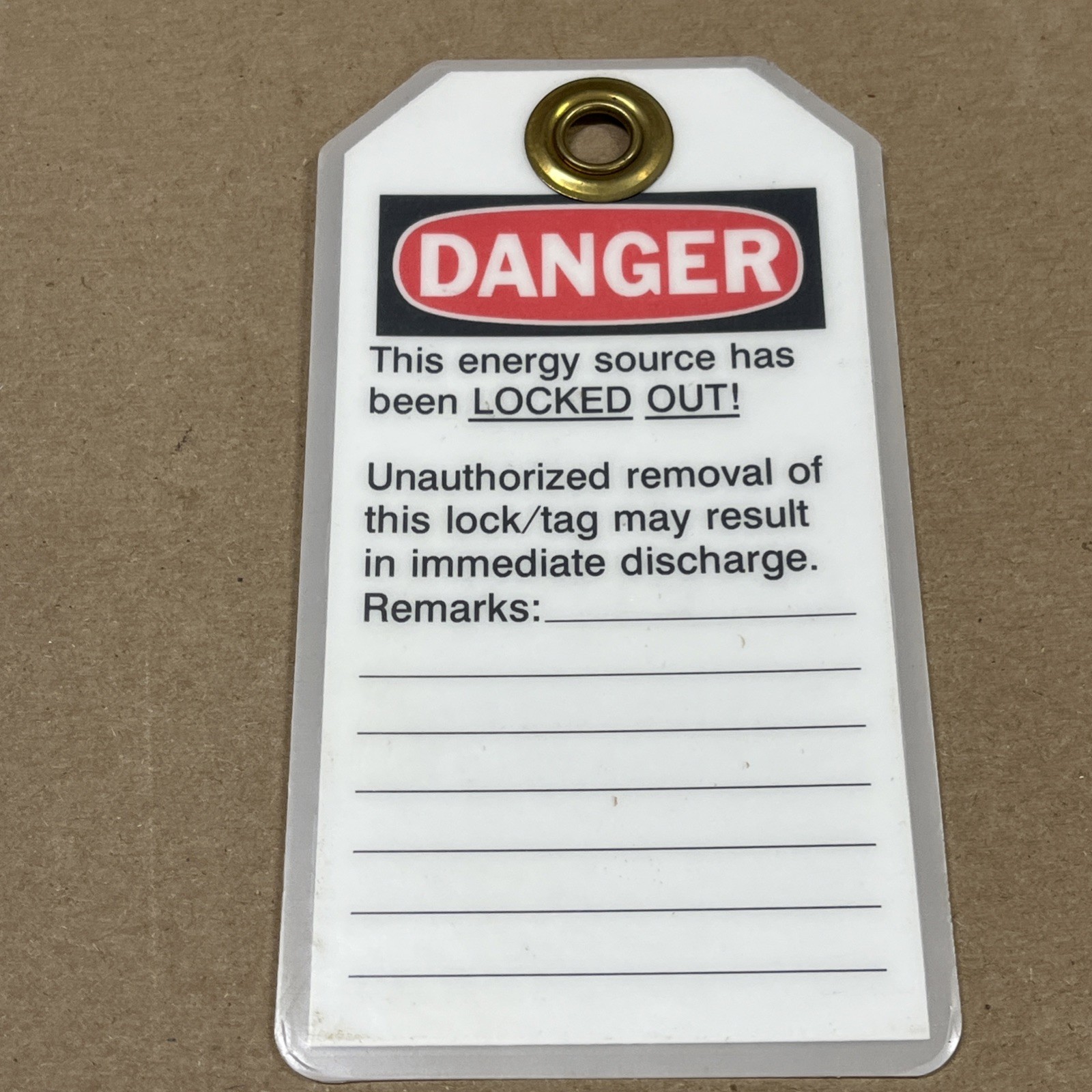 1) BRADY Signmark 65502 DANGER DO NOT OPERATE Lockout Tag Write-On 5-3/4″ x 3″
