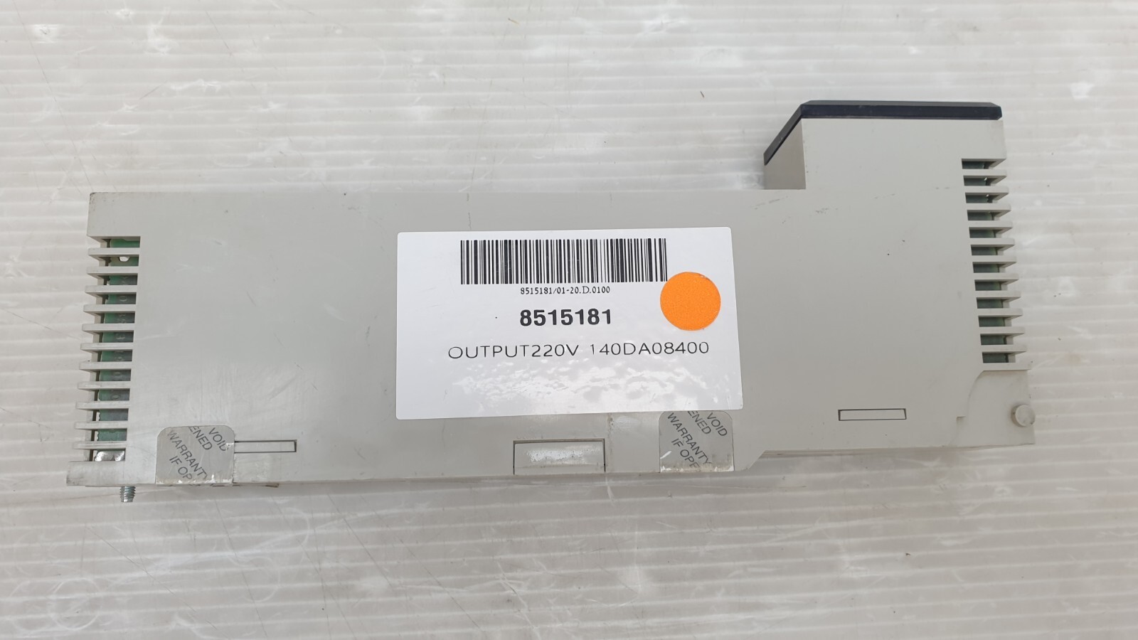 SCHNEIDER AUTOMATION 140DAO84000, AC OUT 24-230V 16X1