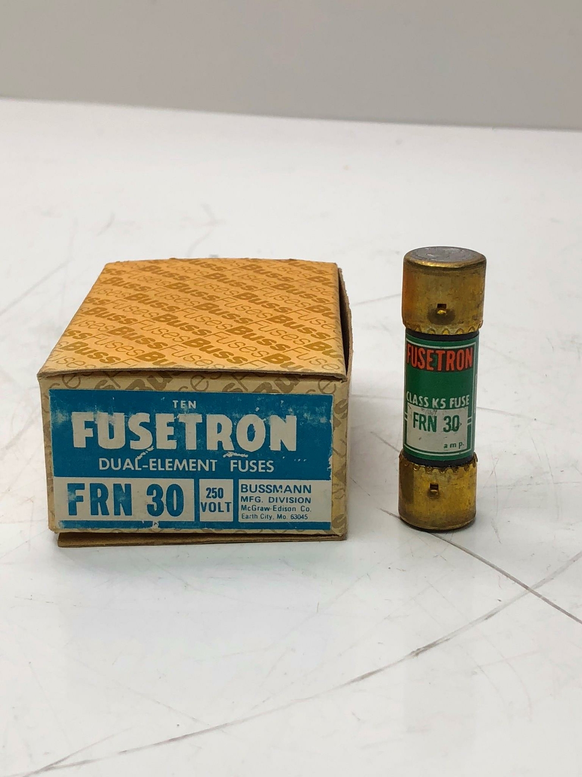 Bussman Fusetron Fuse FRN 30 250V Class RK5 Case of 10
