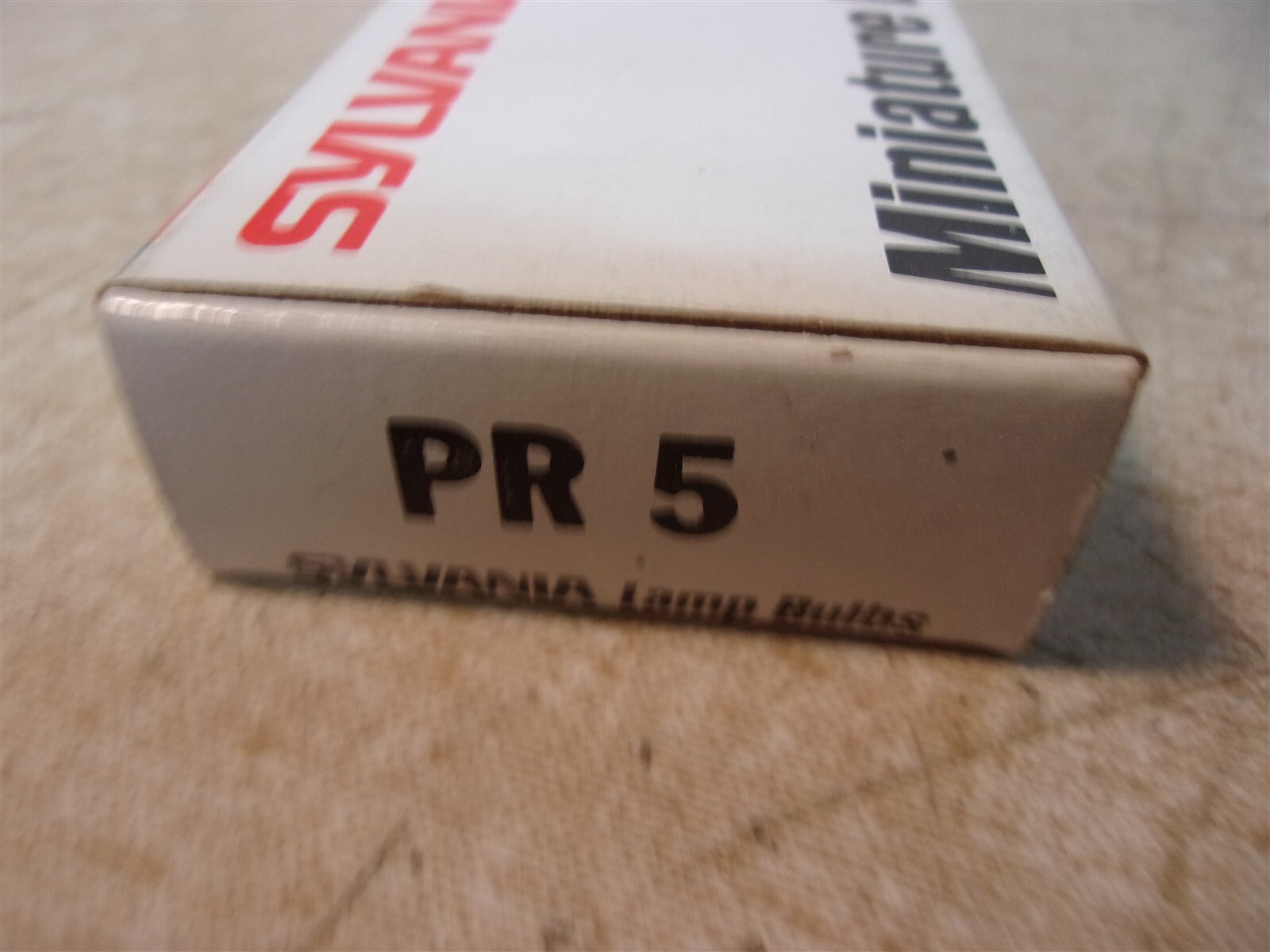 NEW Sylvania PR5 Box of 10 light Bulbs Lamps *FREE SHIPPING*