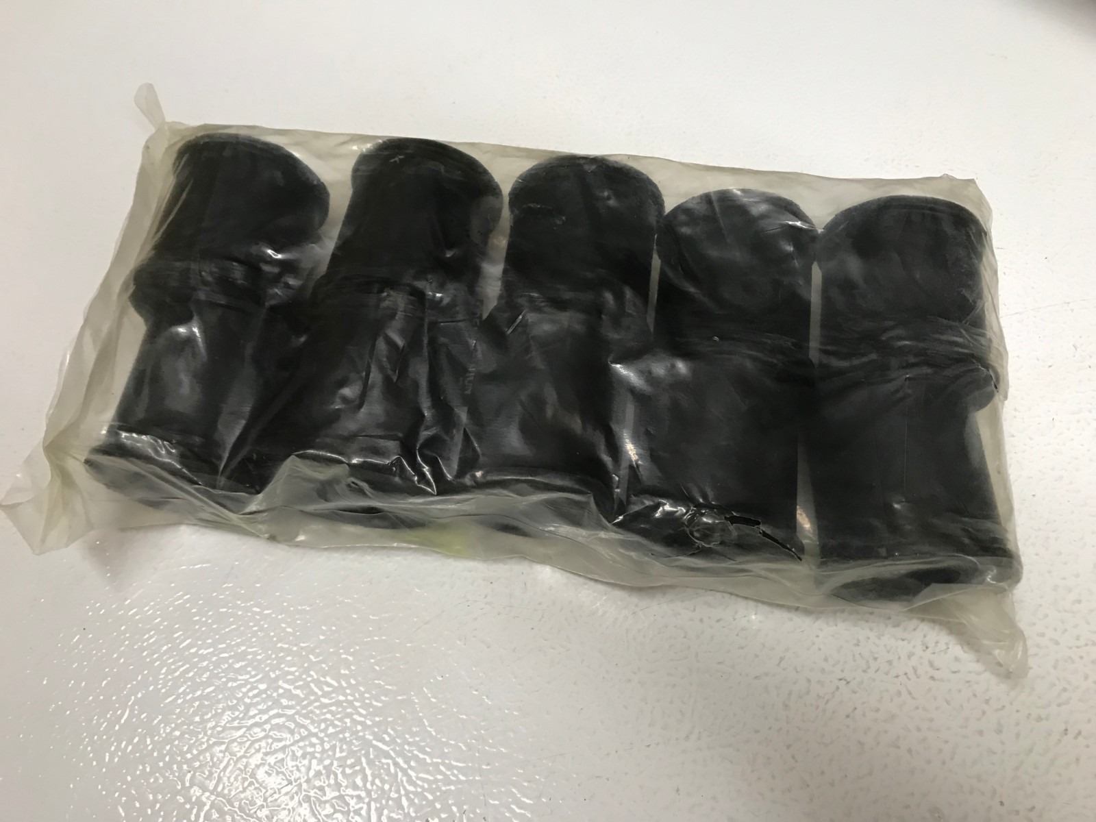 (Qty.10) Rosenberger CX614-155 Adapter Grommet 24mm to 31mm, Fits 1-5/8″ Hangers