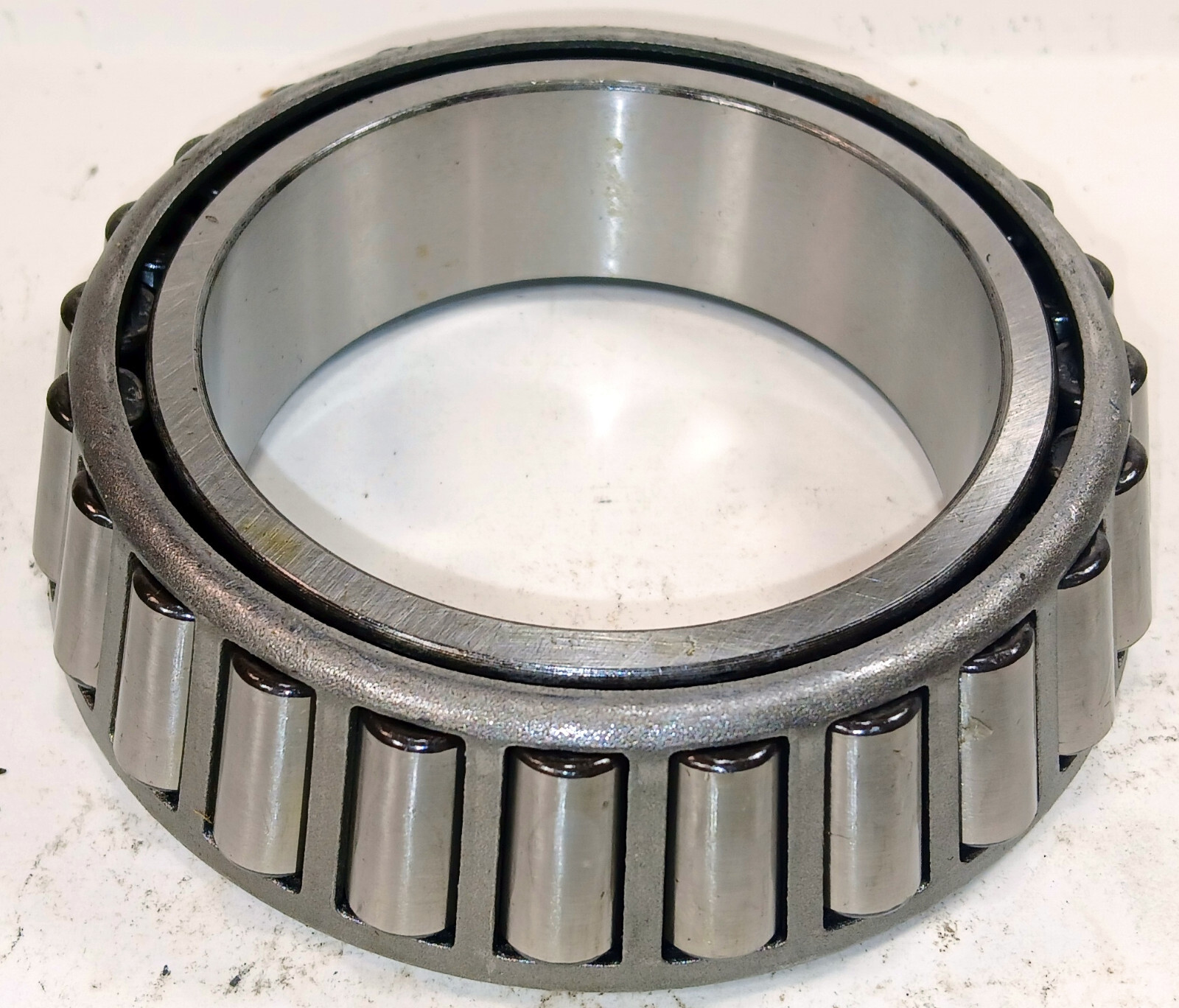 1 NEW BOWER 47686 TAPERED ROLLER BEARING CONE NNB ***MAKE OFFER***