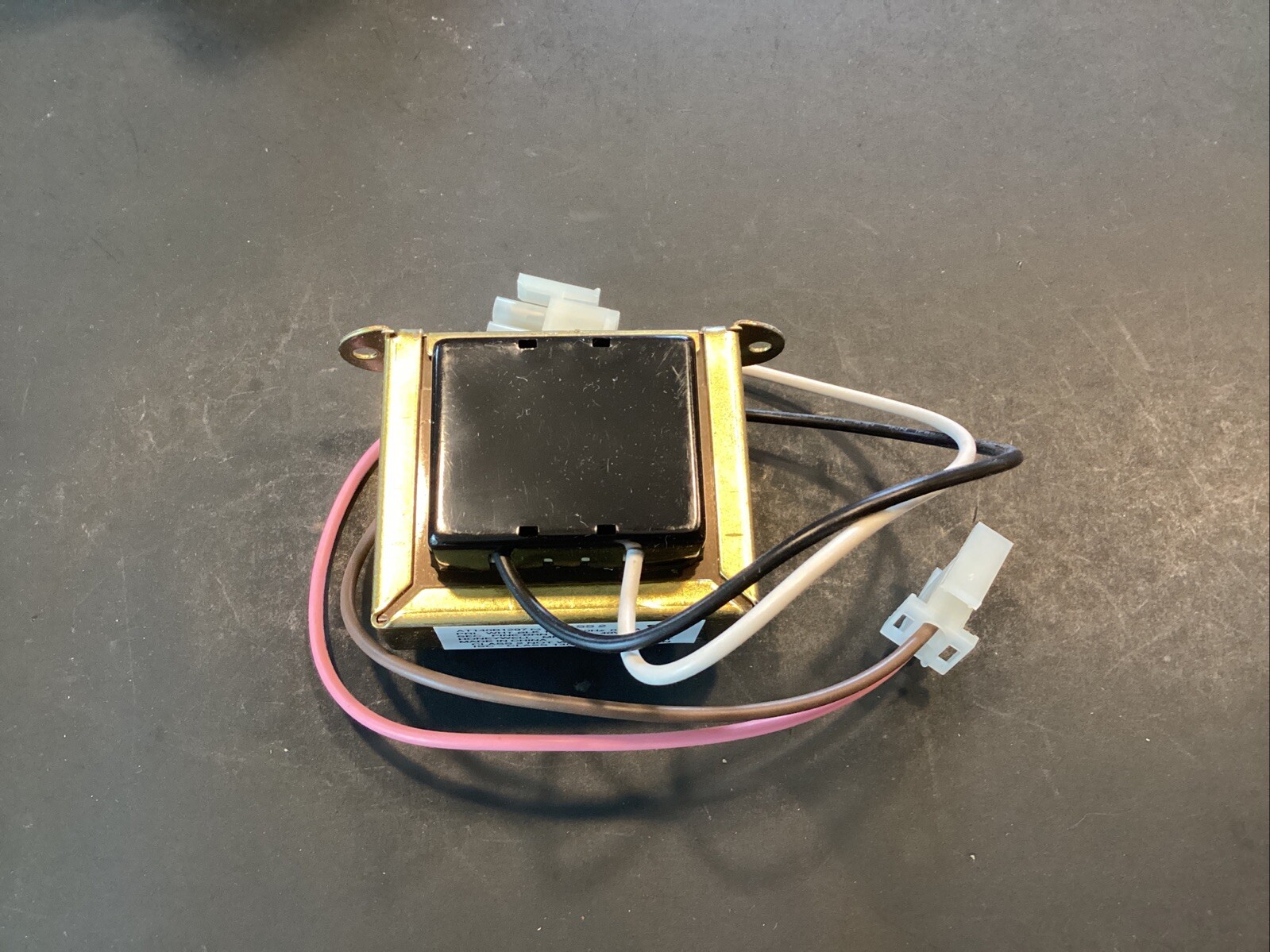 Weil-McLain 511-842-370 Control Transformer 40VA 120VAC Primary 24VAC Secondary