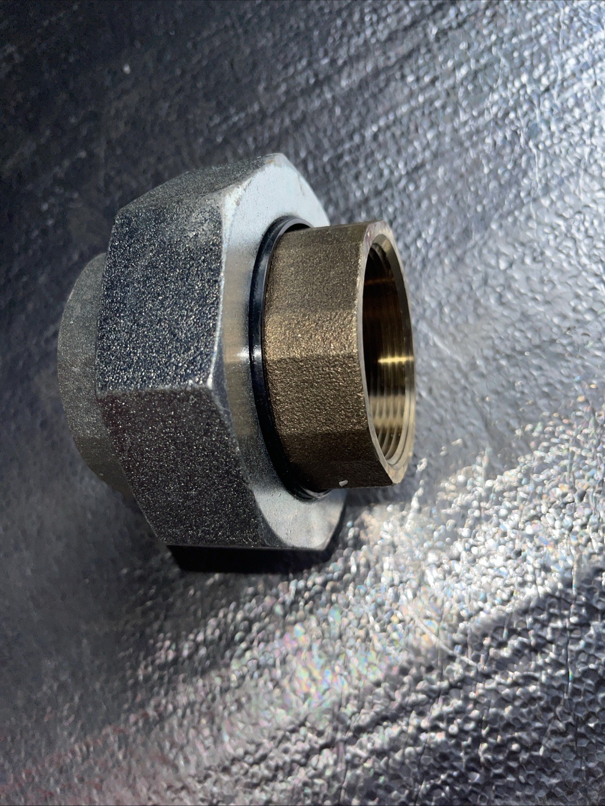 2″ Watts Dielectric Union Threaded NPT Connections Zinc Plated Galvanized Iron