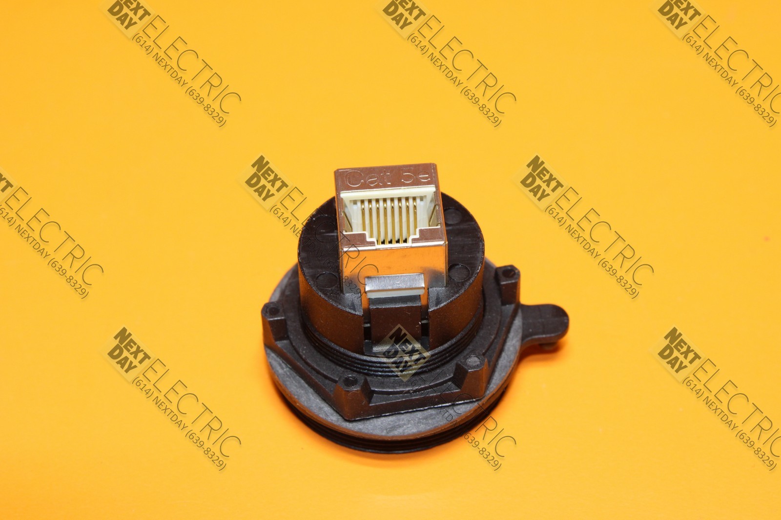 Bulgin, PX0833, Plug Ethernet Cabinet Enclosure Mount CAT5e Jack Receptacle Pane