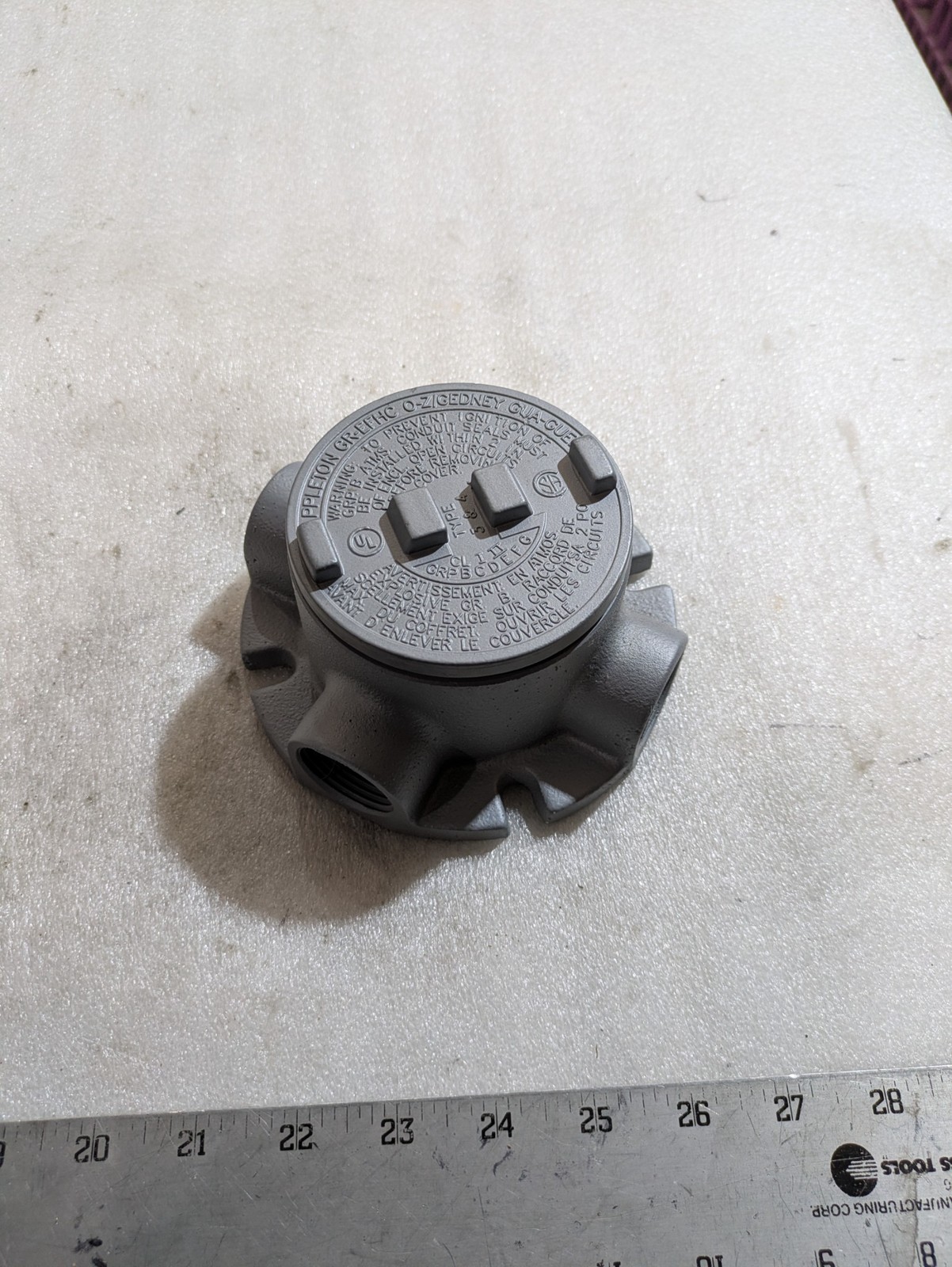 Appleton GRFT100 1in Explosionproof Conduit Outlet Box 3 Hub Iron Industrial OEM
