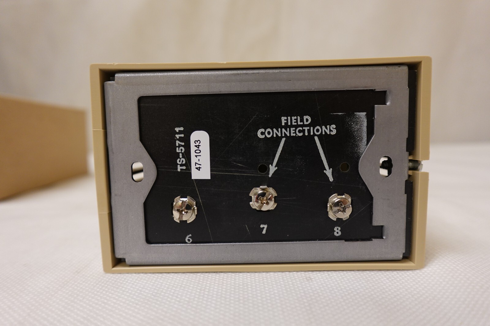 TAC Schneider Electric TS-5711 Thermistor Room Sensor 10k OHM, No Thermometer