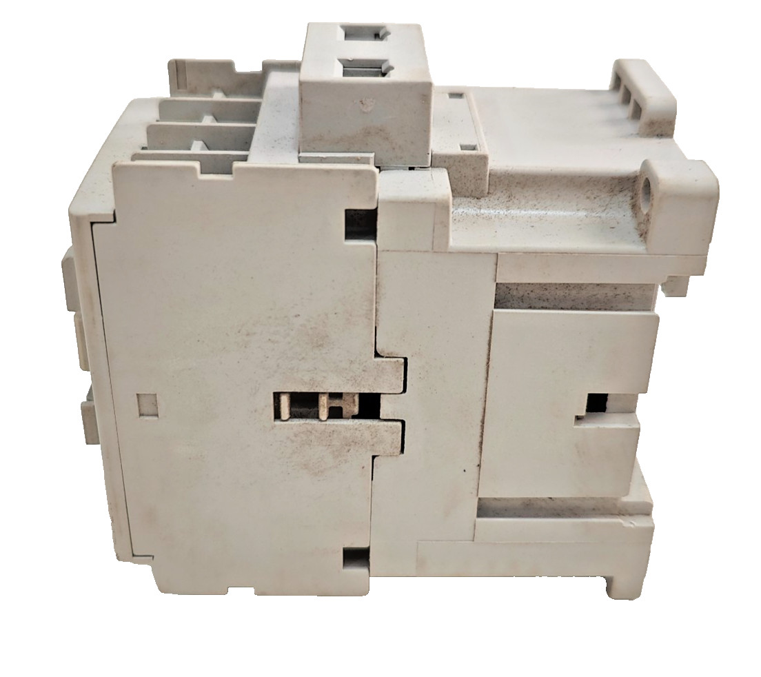 *NEW IN BOX* Sprecher & Schuh CA7-9-10-120 contactor 110-120V 50/60HZ