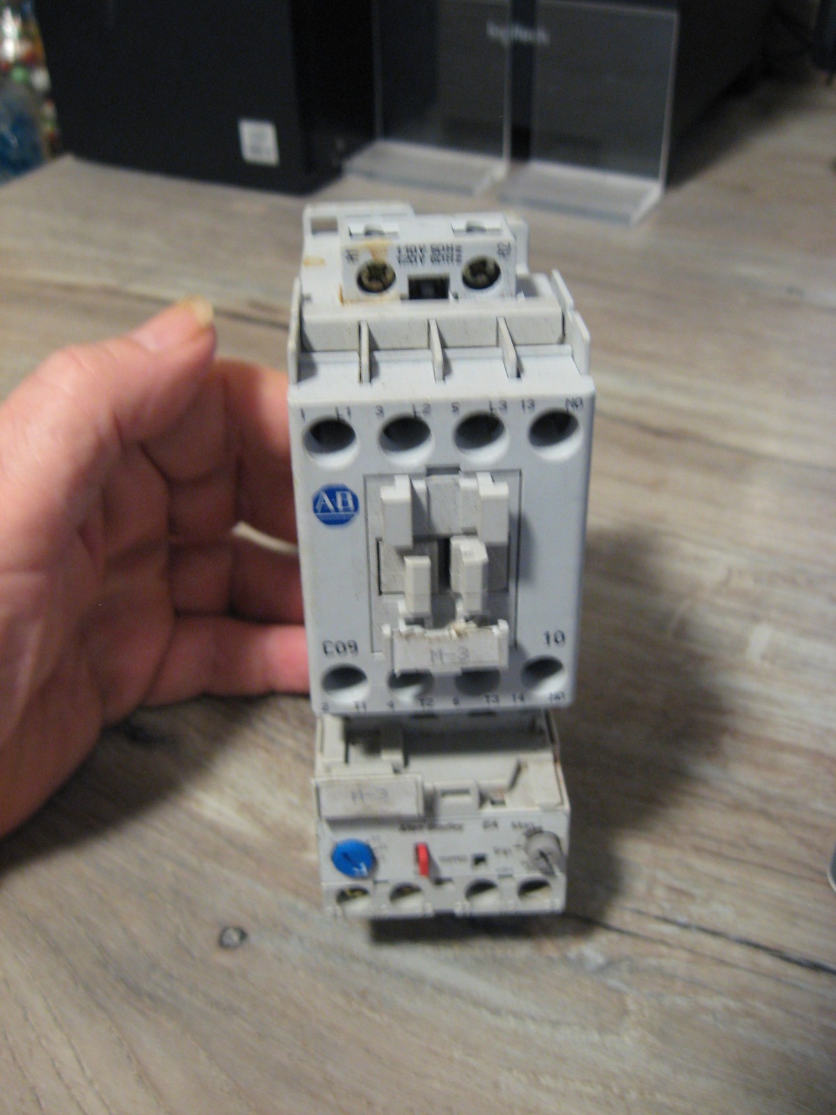 Allen Bradley 100-C09*10 /A Contactor 600V 25A & 193-EA1DB /A Overload Relay
