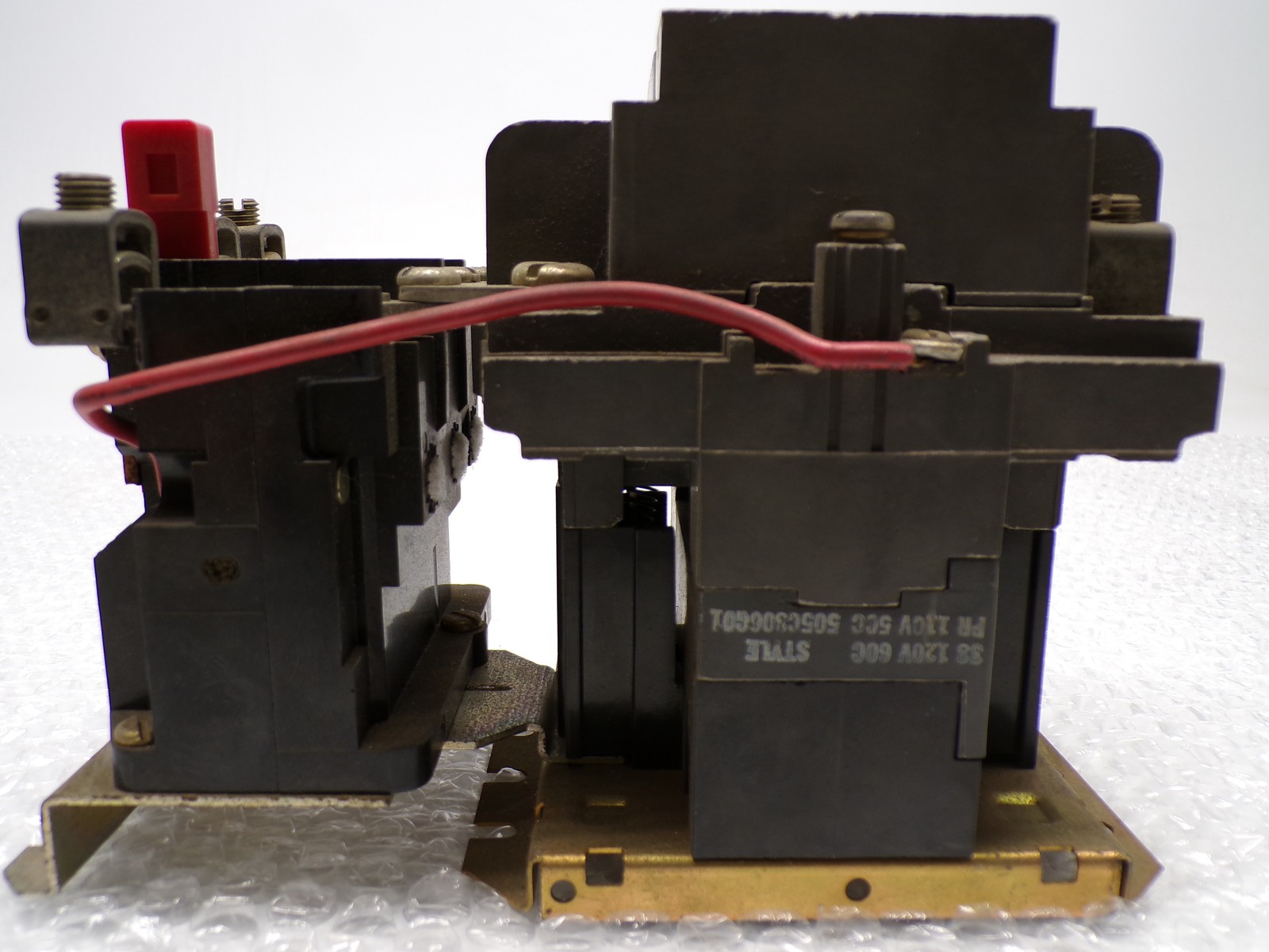 WESTINGHOUSE A200M2CAC 765A842G01 STARTER 120V UNMP