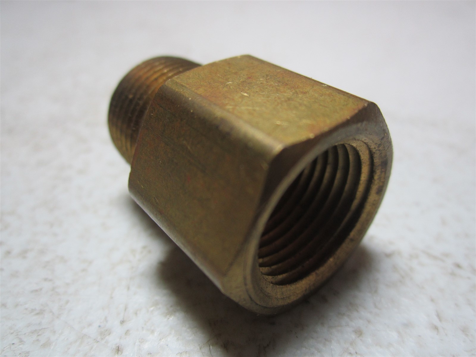 Coilhose Pneumatics (C0606) 3/8″ FPT x 3/8″ MPT Hex Adapter – Pack of 8