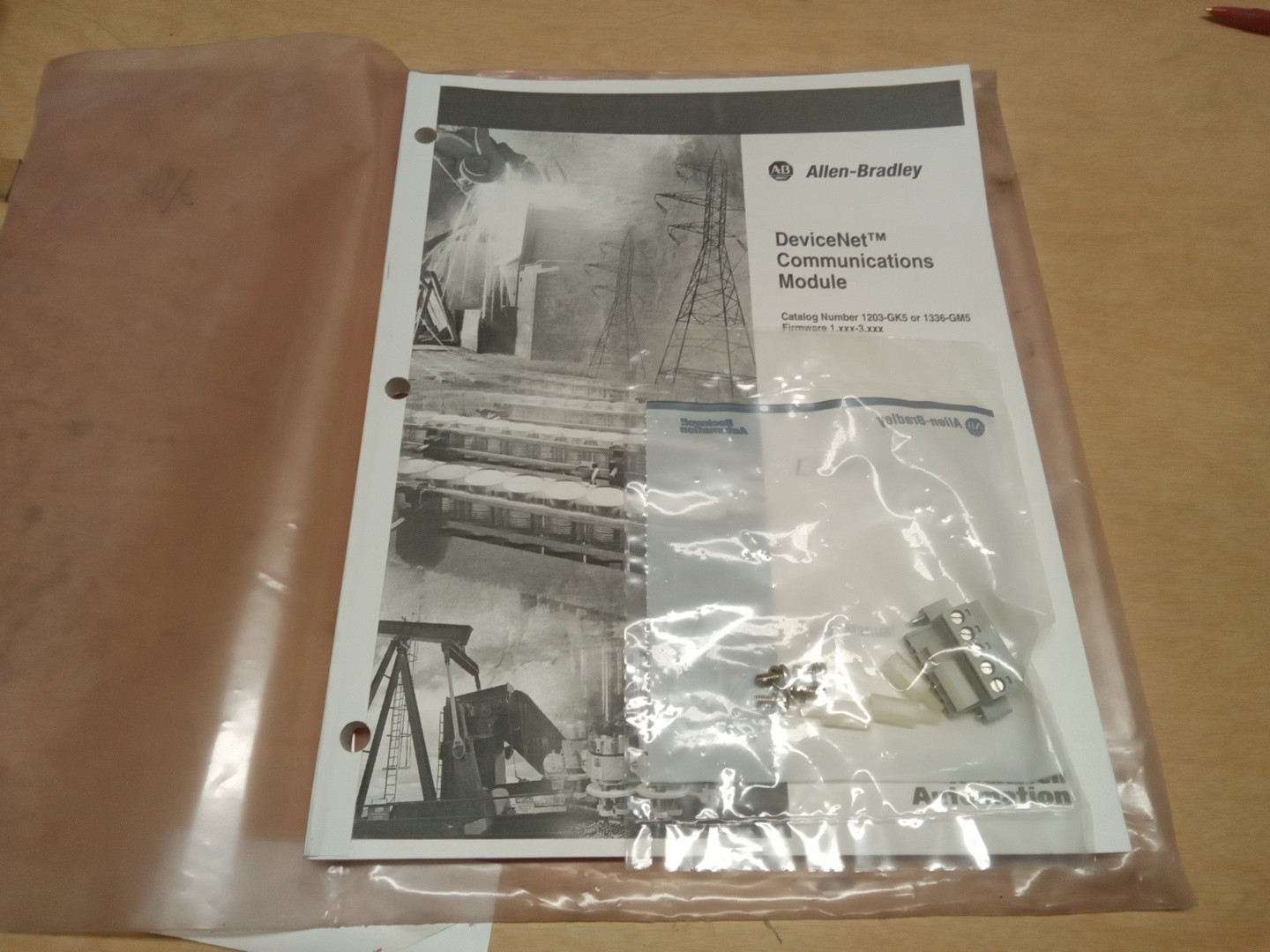 Allen-Bradley 74002-103-03 DeviceNet Communication Module User Manual
