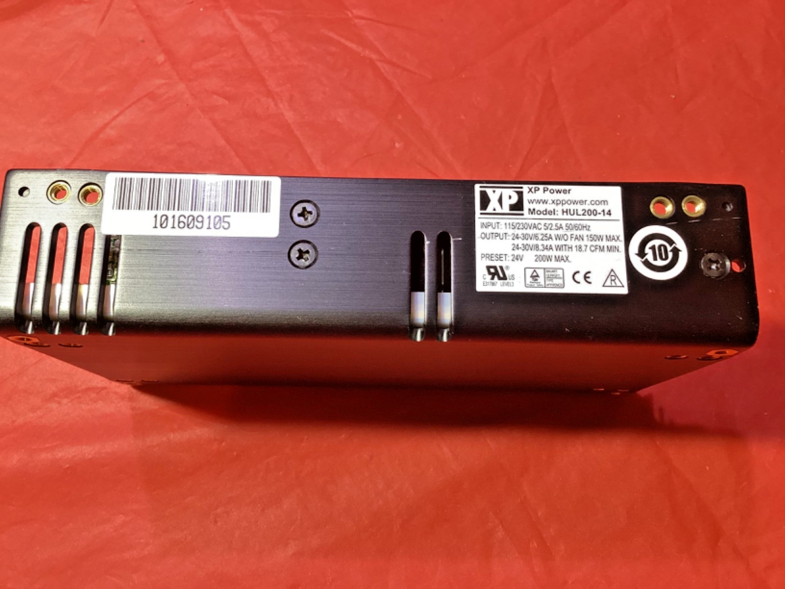 XP POWER HUL200-14 Power Supply