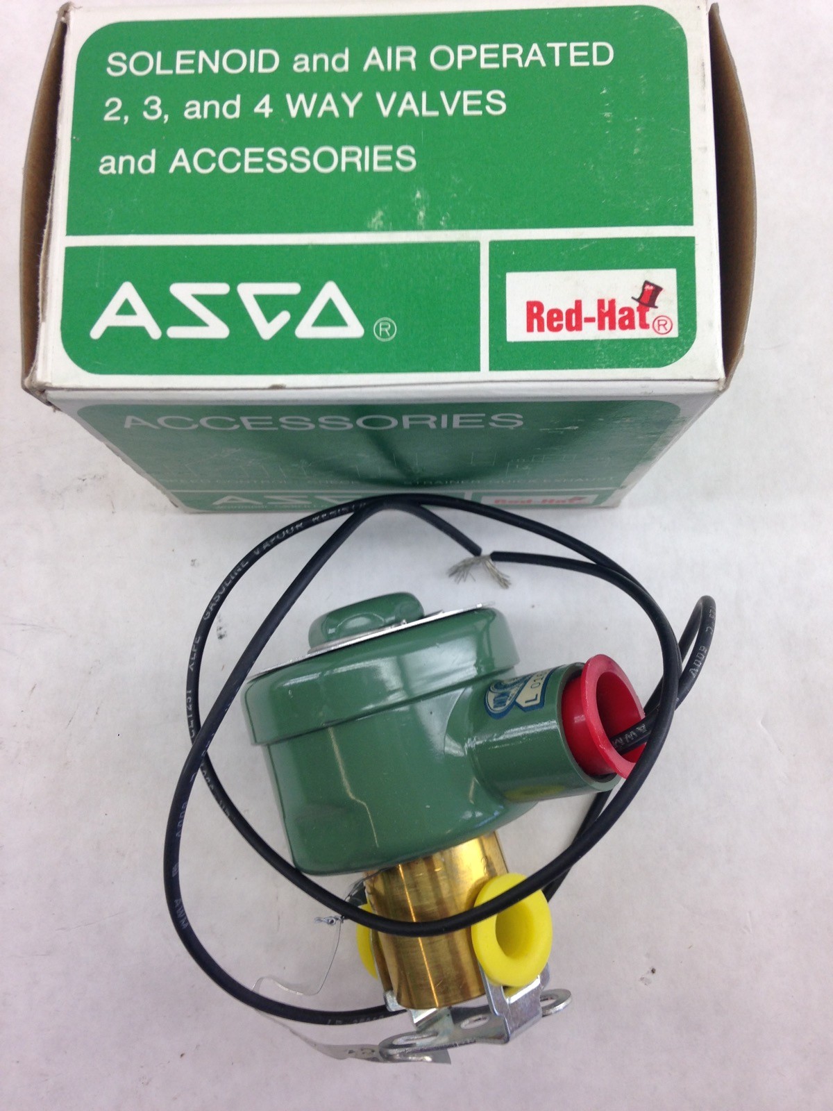 ASCO RED HAT 8262A266 SOLENOID VALVE (B418)