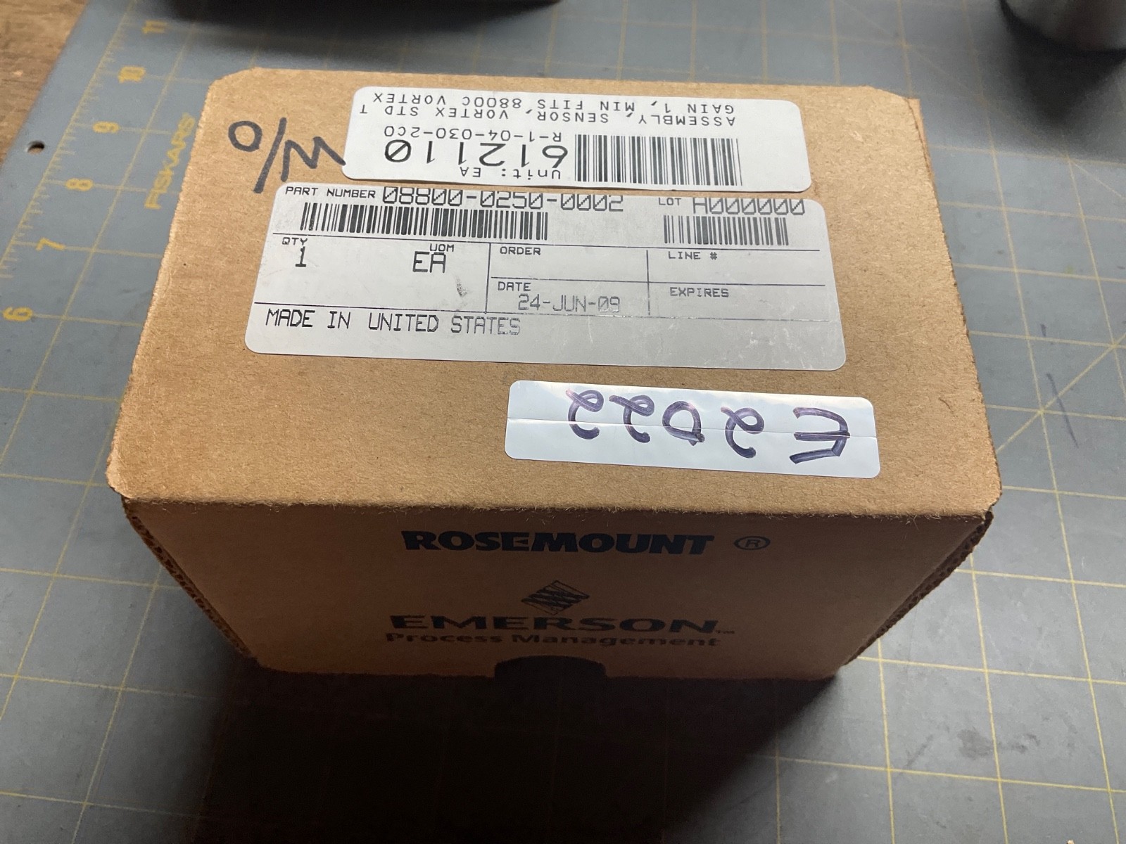 NEW EMERSON 08800-0250-0002 SENSO ROSEMOUNT 8800VORTEX FLOWMETER 8800C