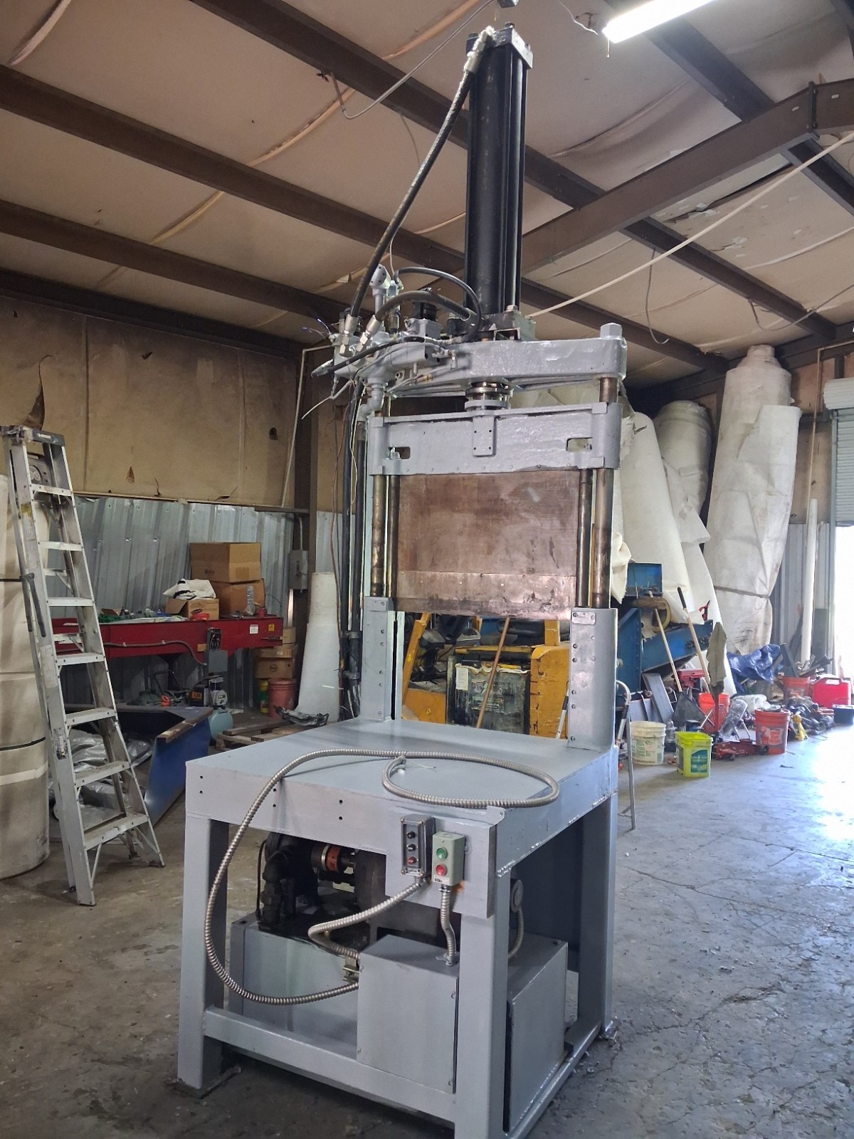 Rubber Guillotine
