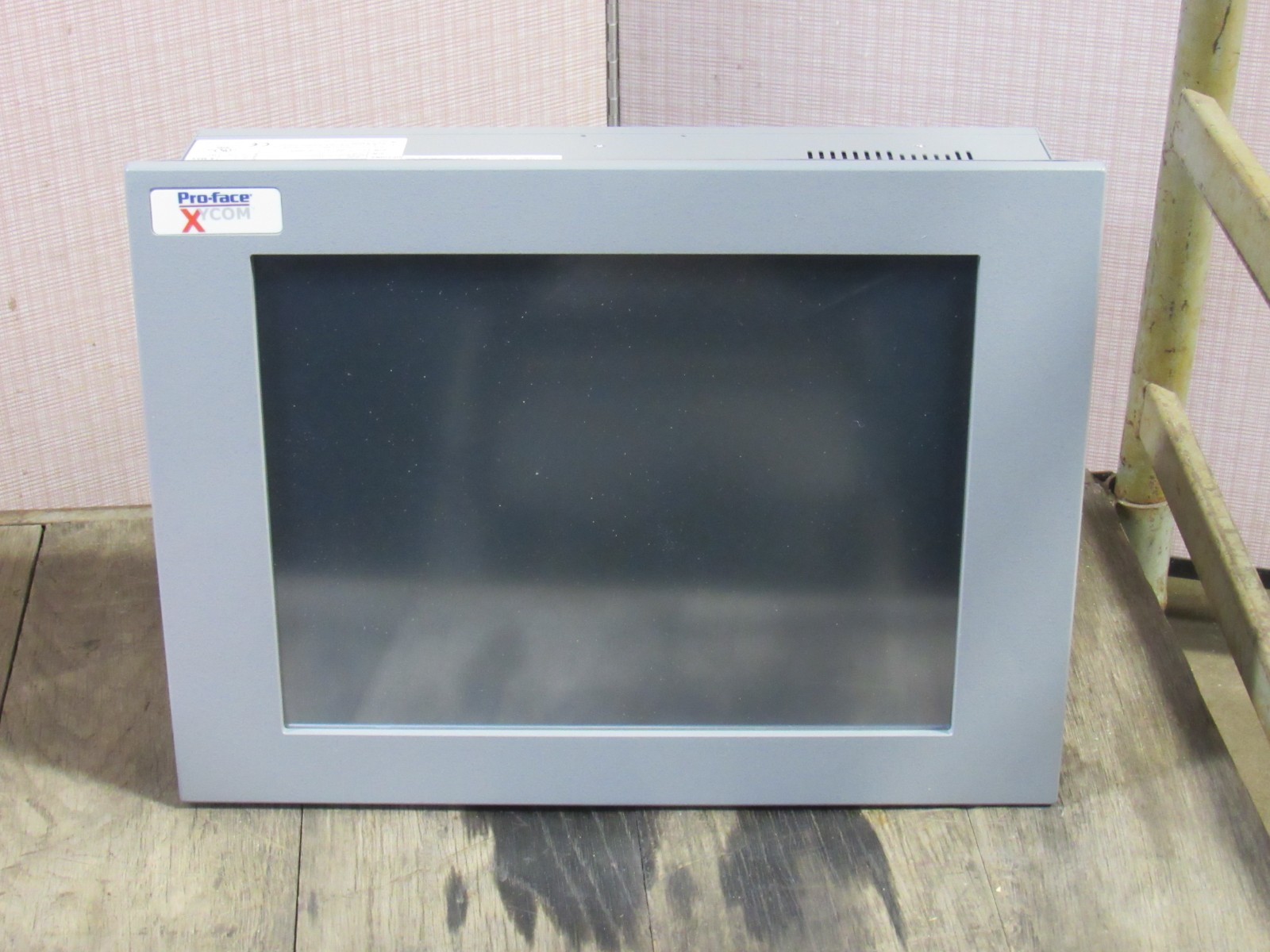 Xycom Proface Operator Interface Display Panel 4115T 4115-0014121010001 100-240V