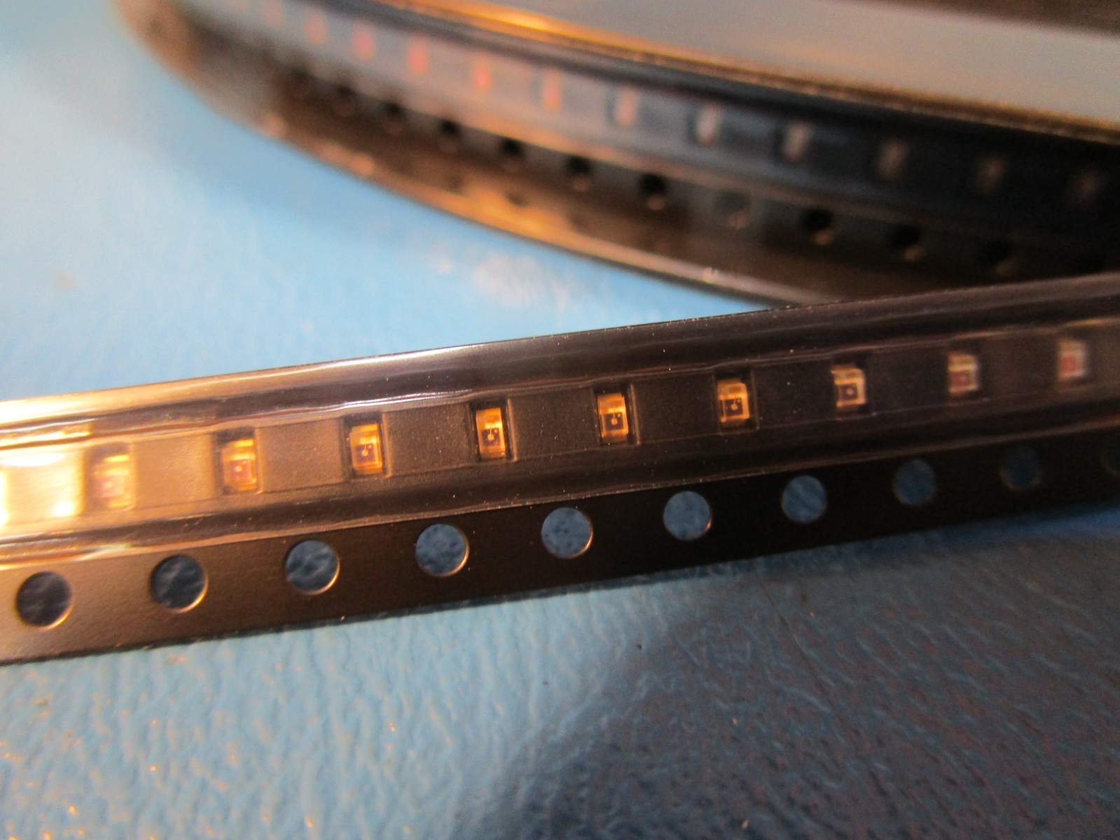 LOT OF 500 Inolux IN-S63DTLS, Optical Sensor Ambient 630nm Analog 0603