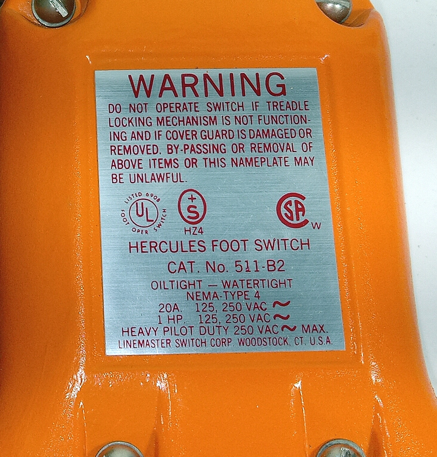 1 NEW LINEMASTER HERCULES 511-B2 FOOT PEDAL SWITCH NIB ***MAKE OFFER***