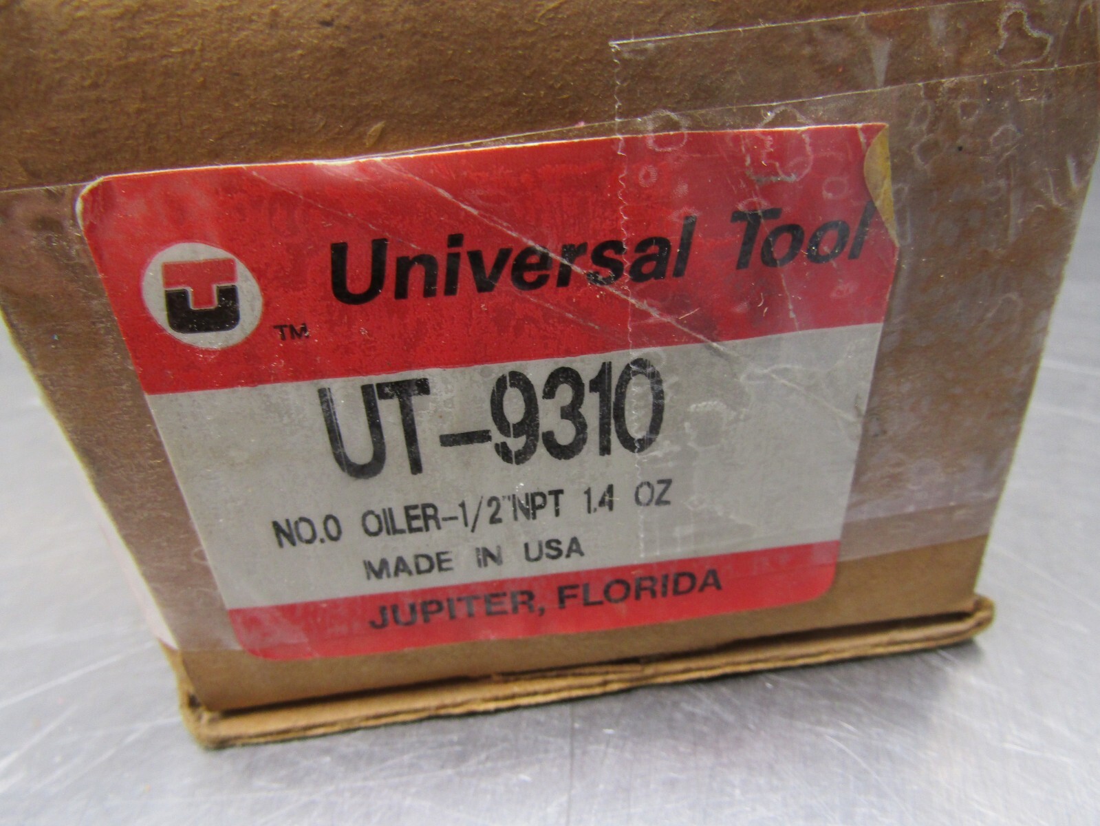 Universal Tool UT-9310 No. 0 Oiler 1/2″ npt 1.4oz