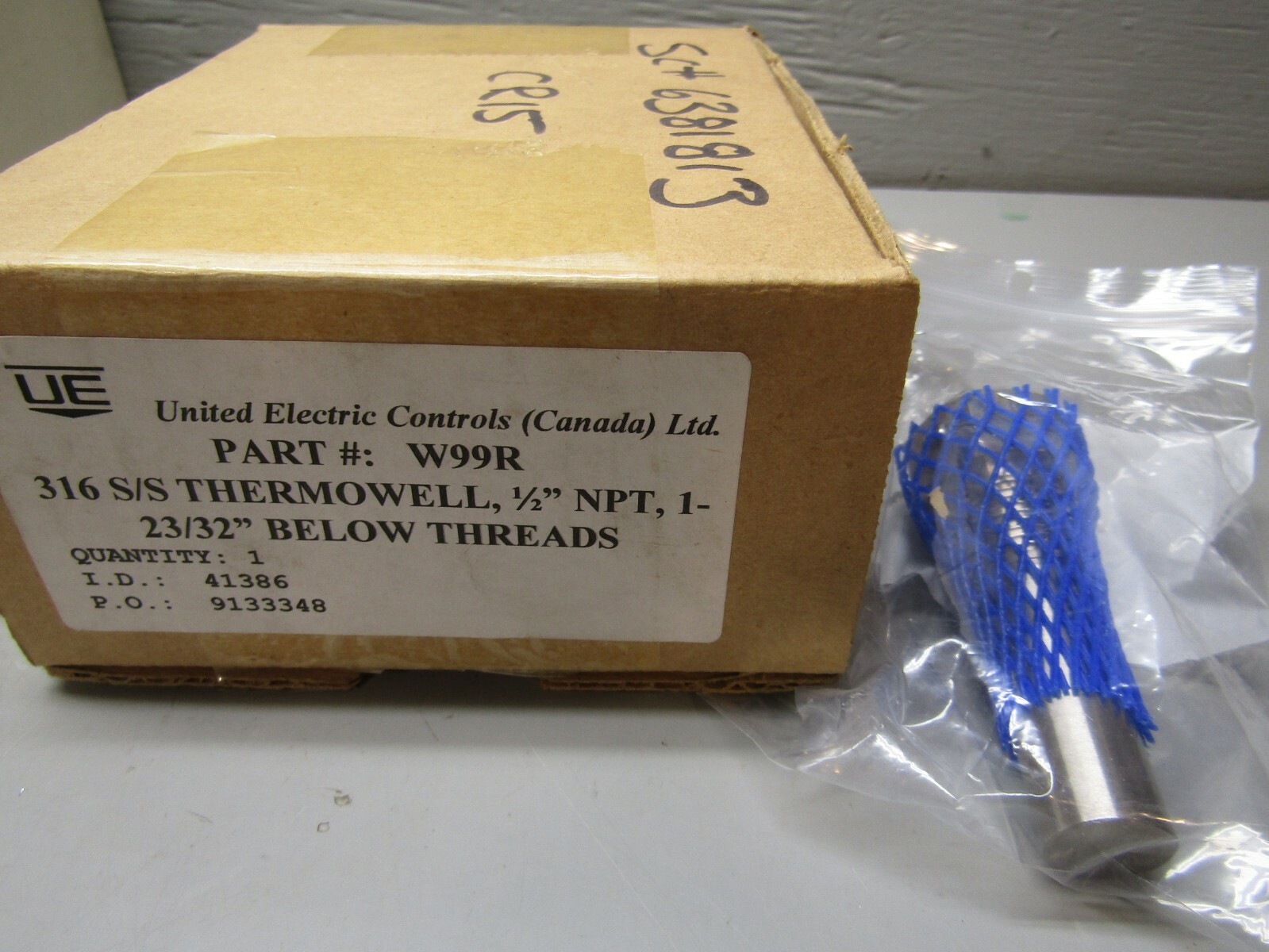 United Electric Controls W99R Thermowell 1/2″ NPT