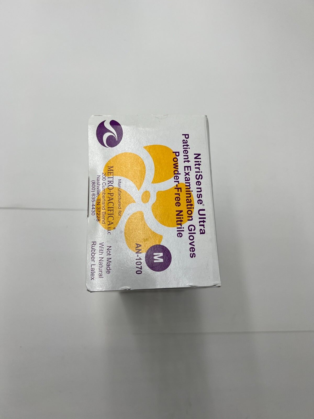 BOX OF 200 NitriSense Nitrile Disposable Exam Gloves Latex Powder-Free Medium