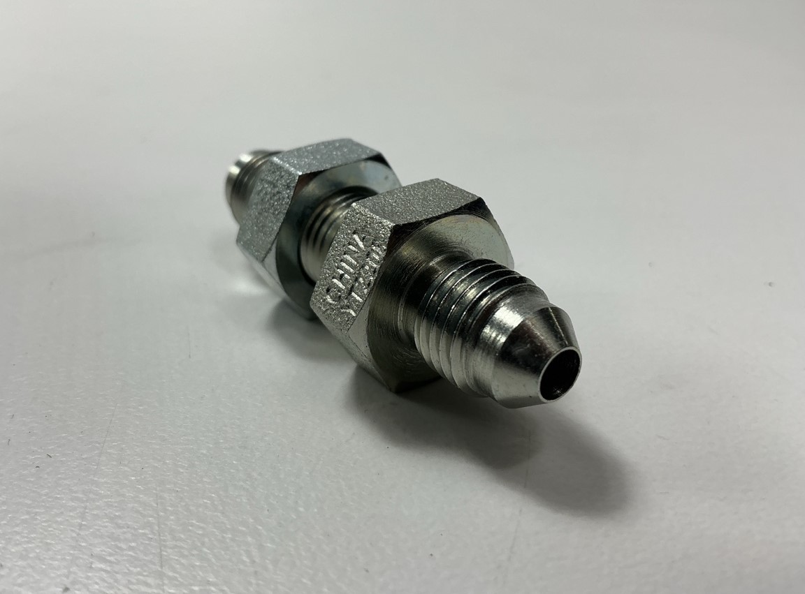 G60445-0404 – Male JIC 37° Flare To Male JIC 37° Flare Bulkhead 7/16-20 Thread