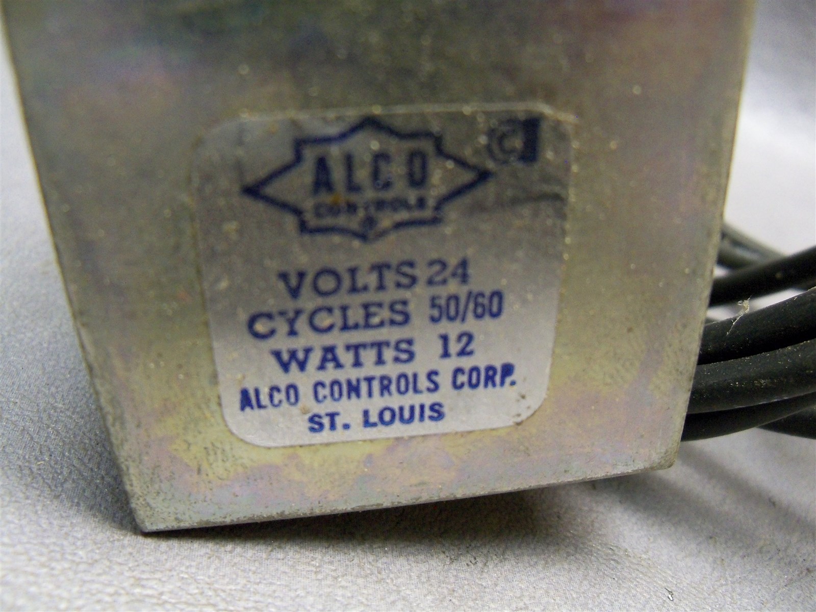X22202-7158 Alco Controls Reversing Valve Coil 24 Volts 50/60 Cycles 12 Watts