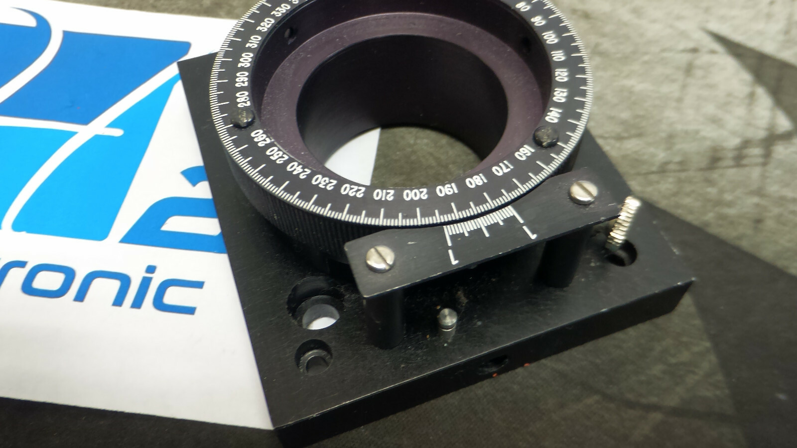 Oriel Linear Polarizer Optical Rotational