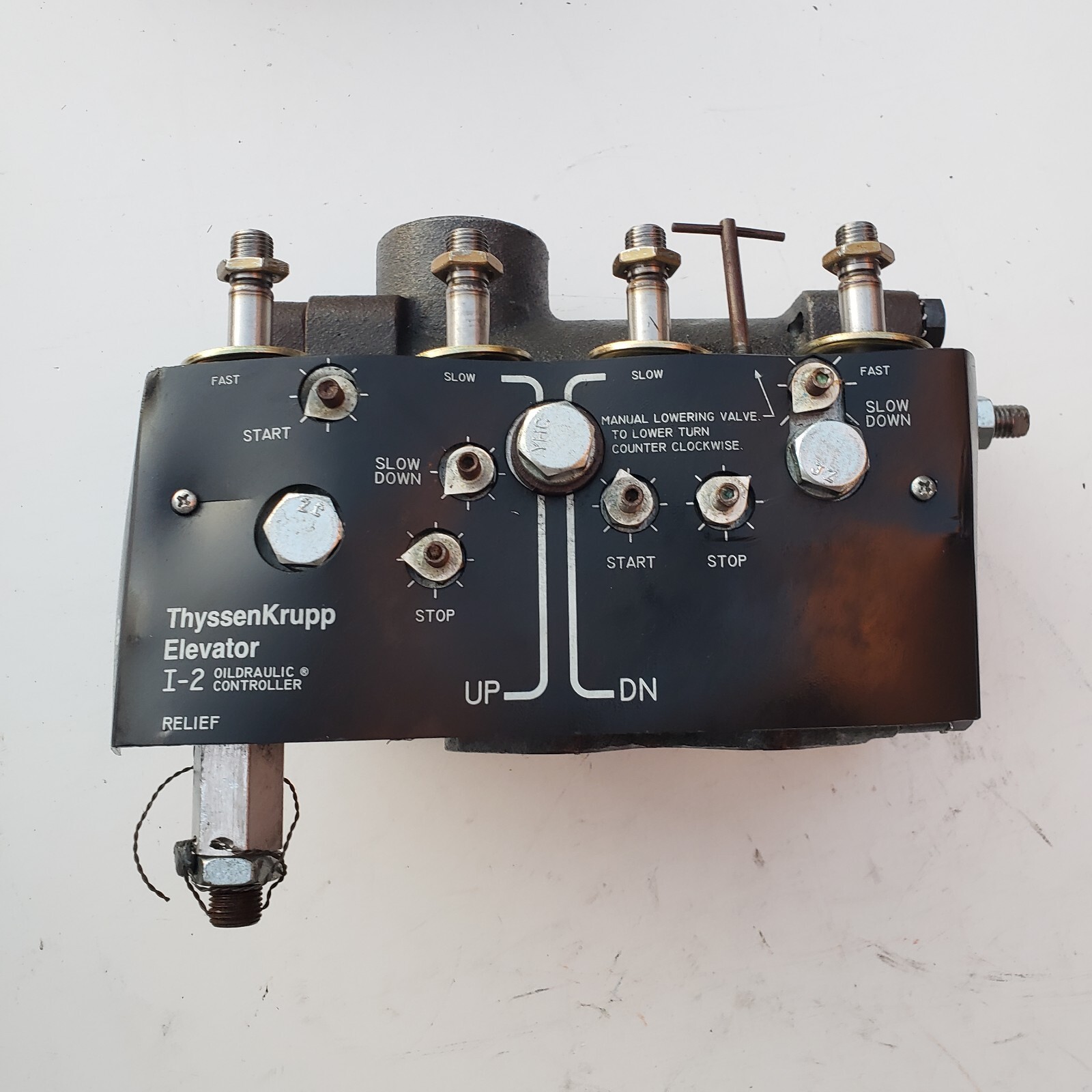 ThyssenKrupp Elevator I-2 7505AE2 Oil Draulic Controller