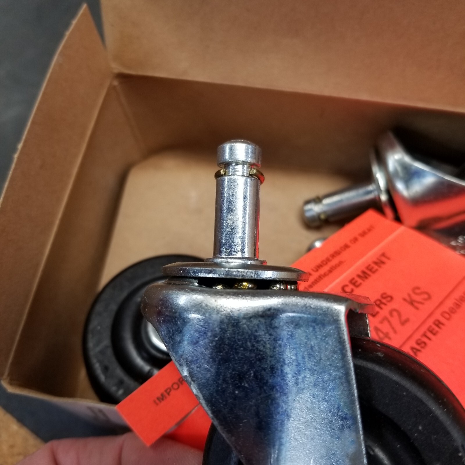 NOS Master Caster Standard Casters 4 Set Zinc Finish D472AS-G-ZN 32001