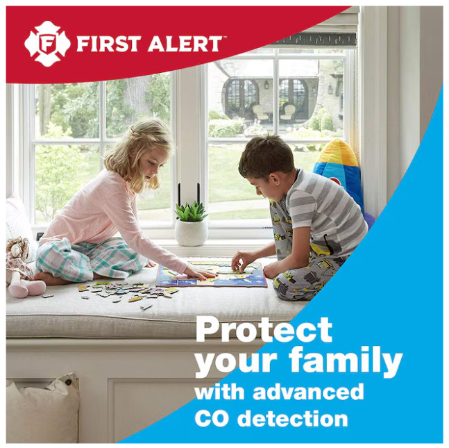 First Alert Plug-in Natural Gas Detector Propane Detector Carbon Monoxide Detect