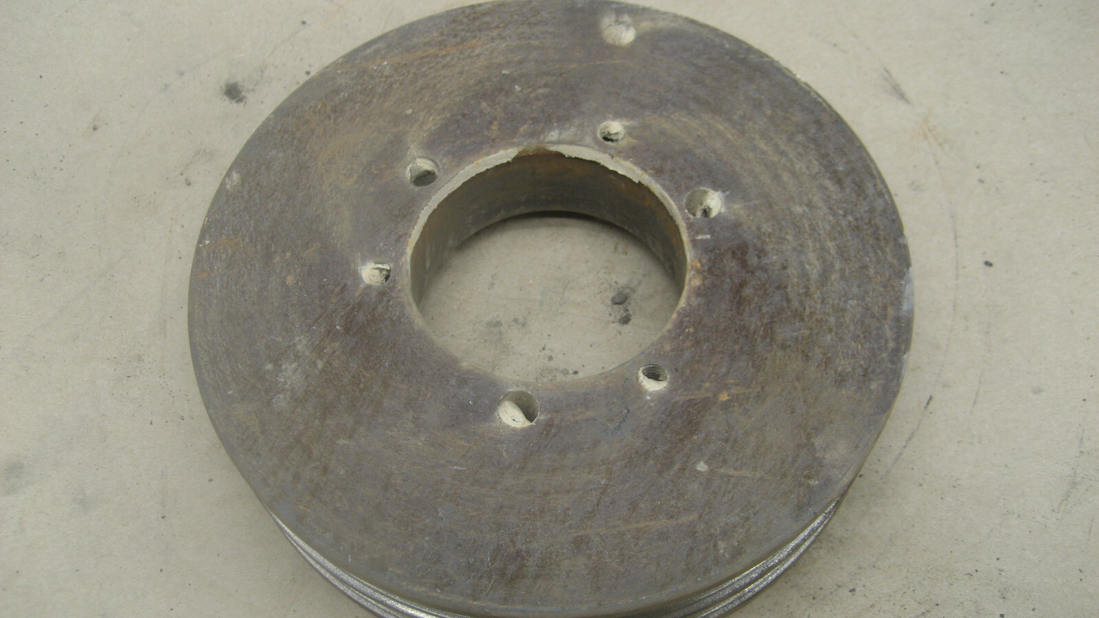 CAST IRON 7″ DOUBLE GROOVE PULLEY 2.5V7 2-1/5″ BUSHED BORE