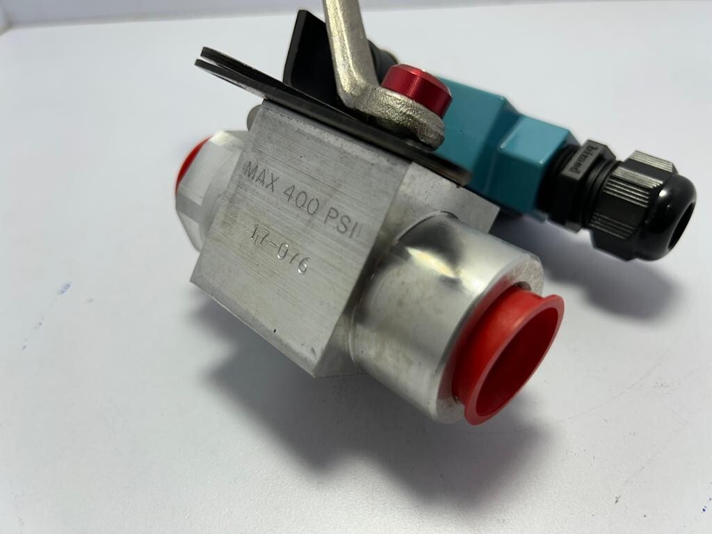 Honeywell Limit Switch BZE6-2RN With P16164 Pneumatic Valve