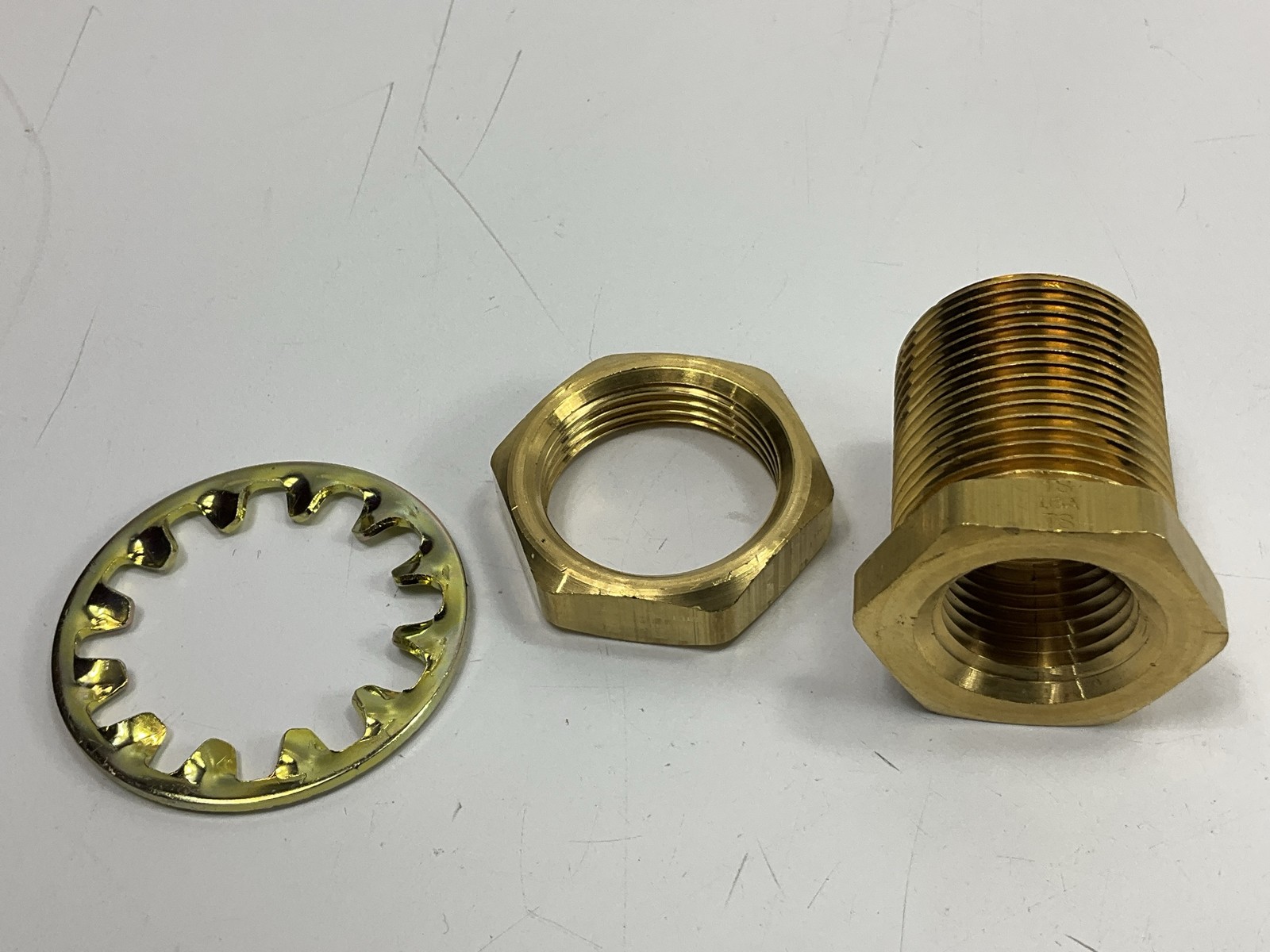 G33300-0808 Air Brake Bulkhead Female To Female Coupling 1/2″ ID, 1/2″-14 Thread