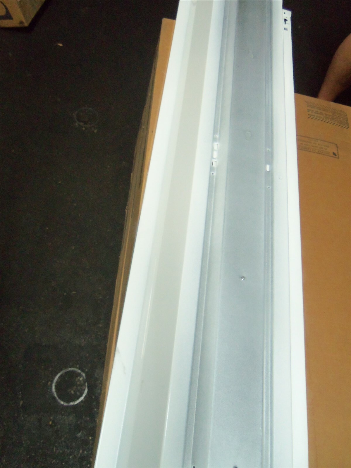 NEW Day-Brite Lighting 7343 70297218 Fluorescent Light Fixture *FREE SHIPPING*