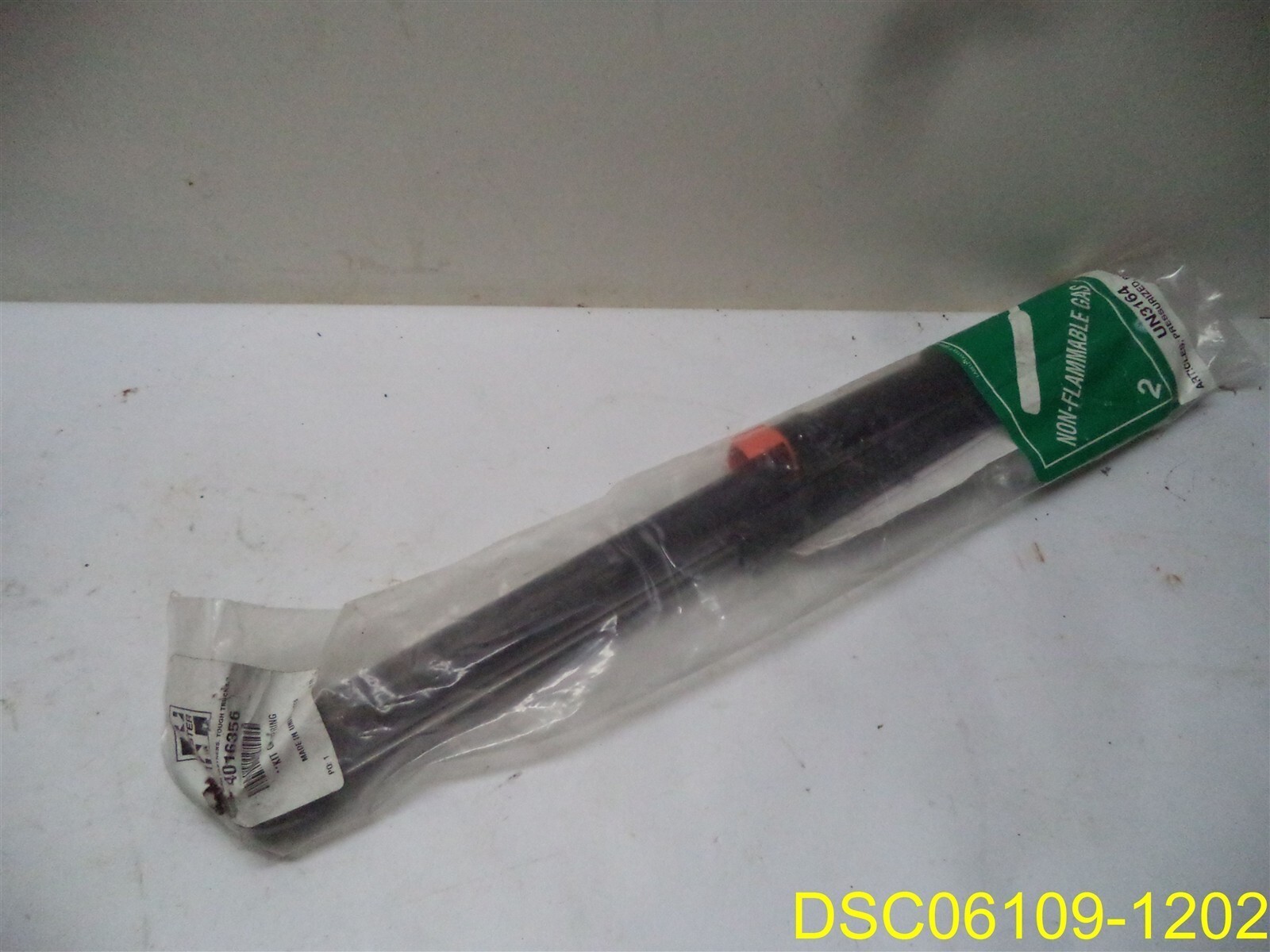HYSTER FORKLIFT 4016356 KIT GAS SPRING AND BALL STUD